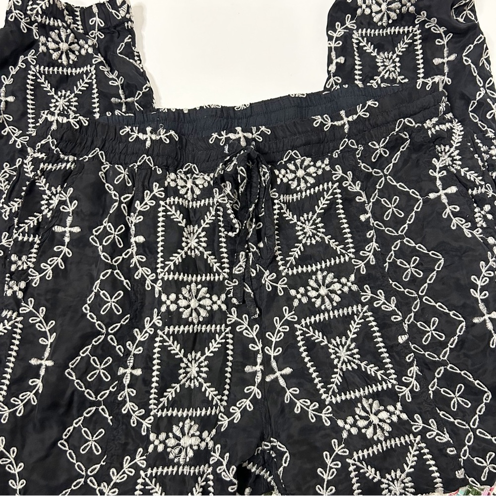 Johnny Was Peaches All Over Embroidered Pants Joggers Pete & Greta (size M) - Picture 9 of 13